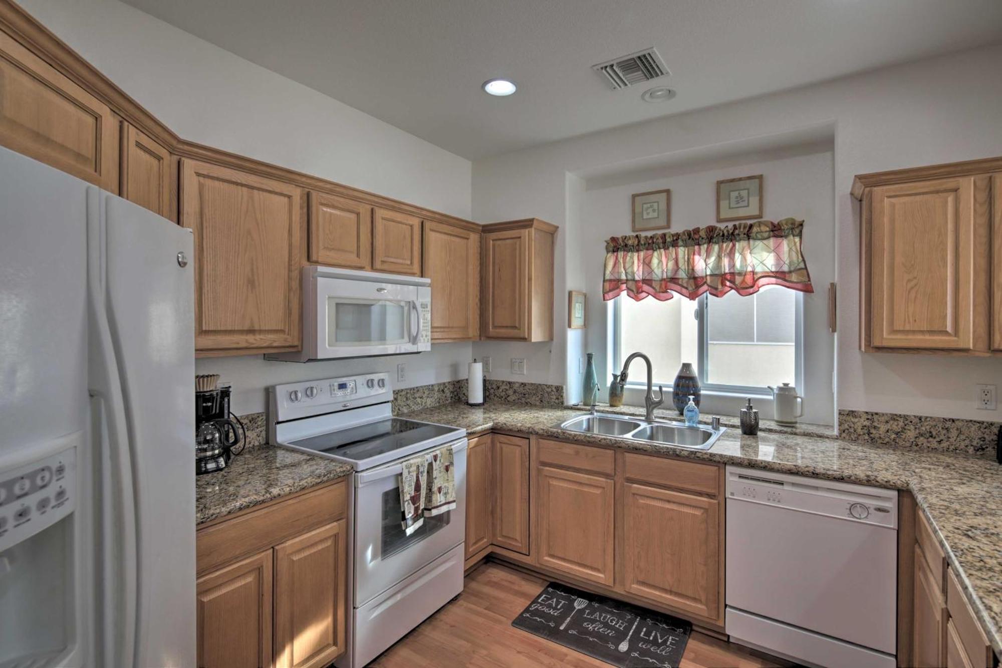 Desert Condo With Pool About 3 Miles To Colorado River! Bullhead City Esterno foto