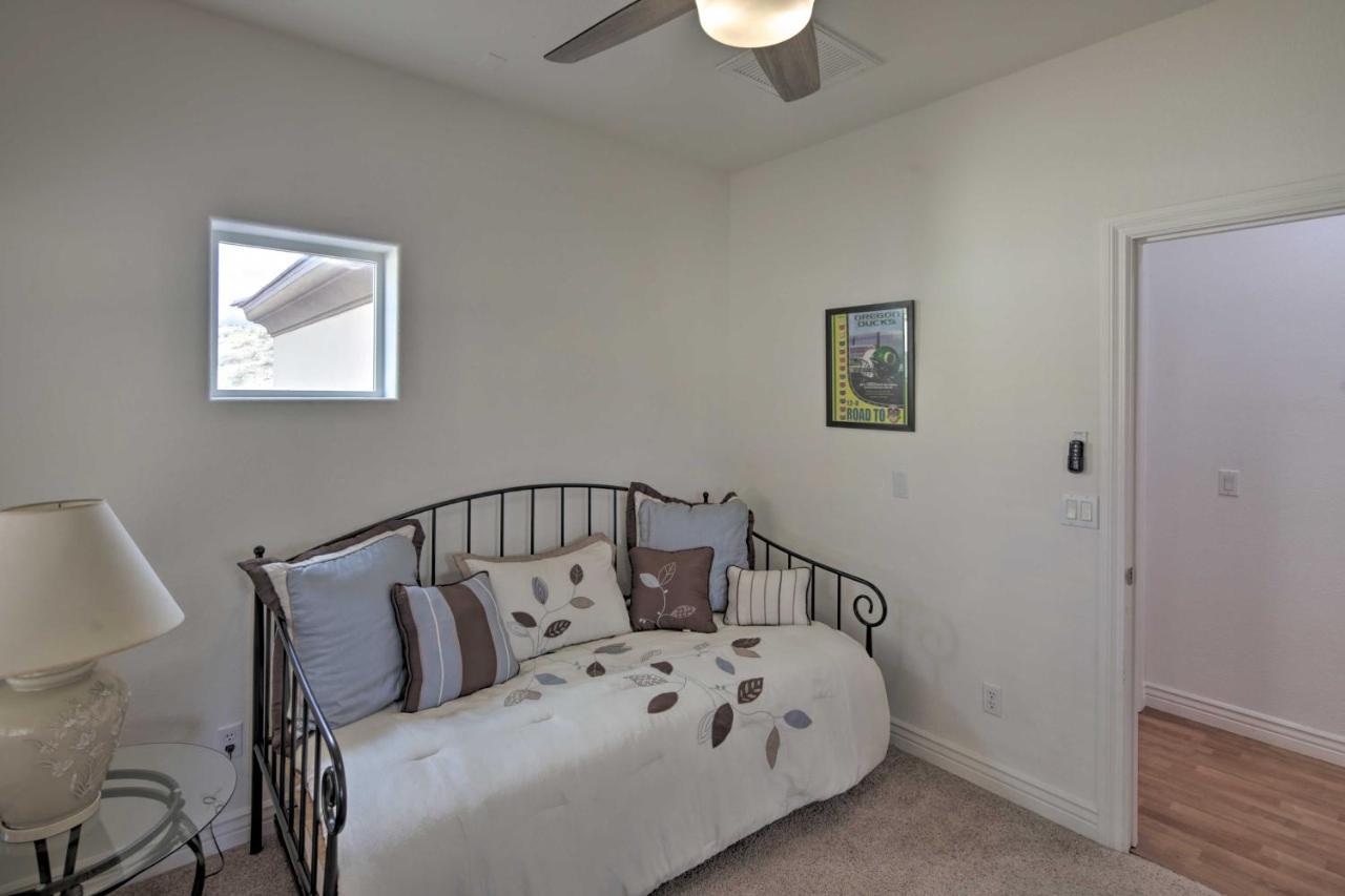Desert Condo With Pool About 3 Miles To Colorado River! Bullhead City Esterno foto